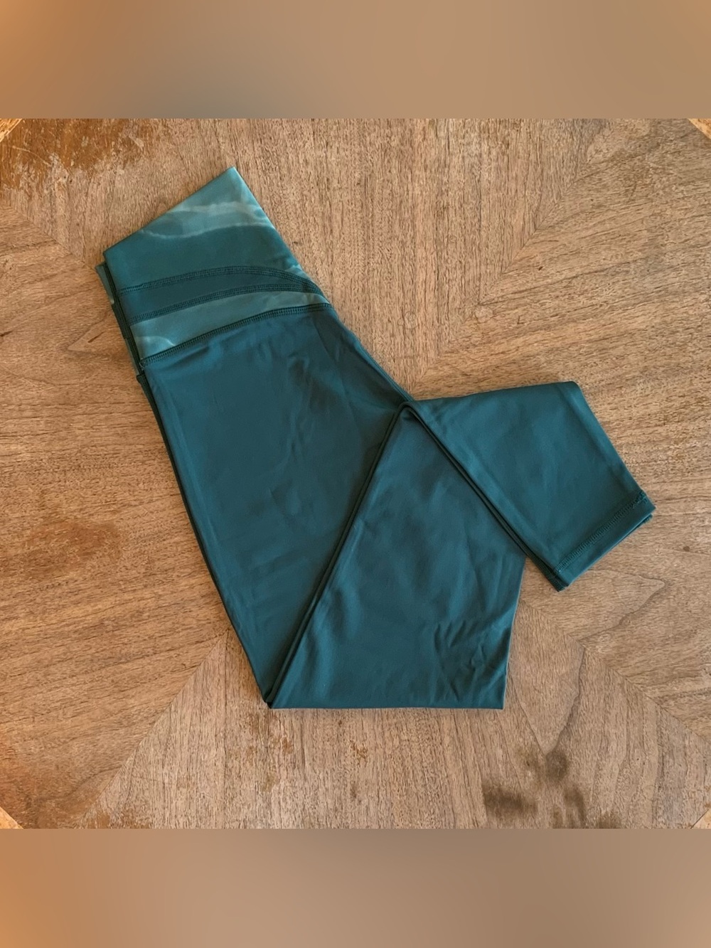 BuffBunny Avo Green Meta Leggings